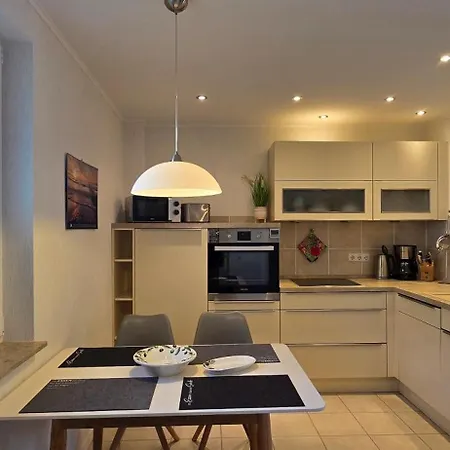 Apartment S2 *